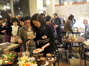 アカデメイア・カレッジ新年会を開催しました。